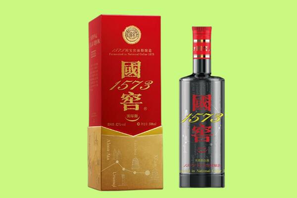 果洛州玛沁县回收国窖1573.jpg